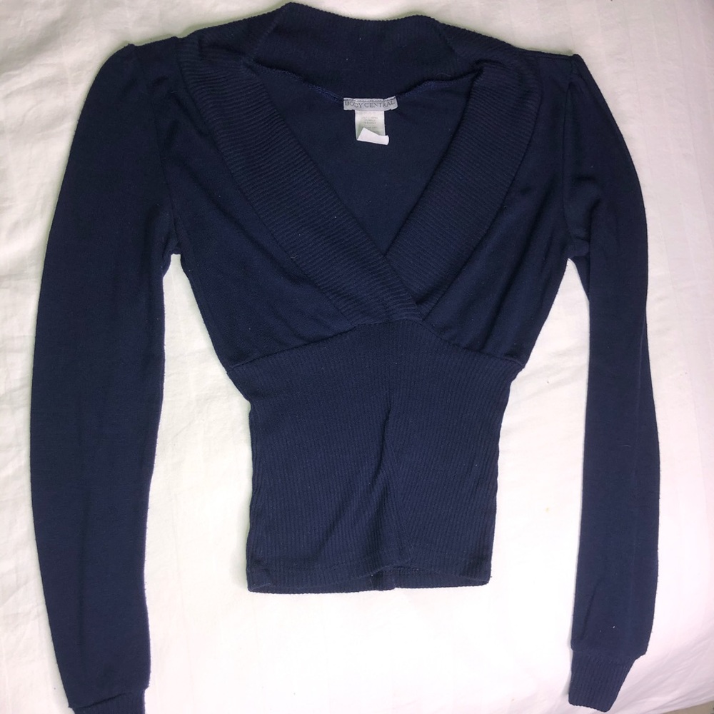 Cute Navy long sleeve shirt